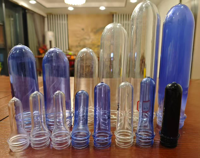 小瓶胚從11.9克到28克，大瓶胚從100克到350克，產(chǎn)品更加豐富